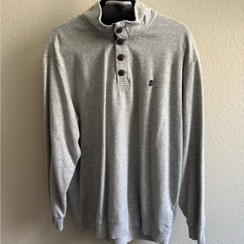Izod Men's Heather Gray Crewneck Button-Placket Sweater